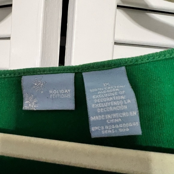 Christmas shirt, size 1X see measurements in pictures - Picture 4 of 7